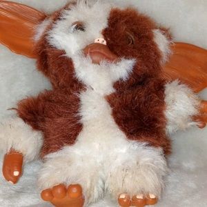 Original small 1980s gizmo the gremlins plush furry stuffed animal plastic toy